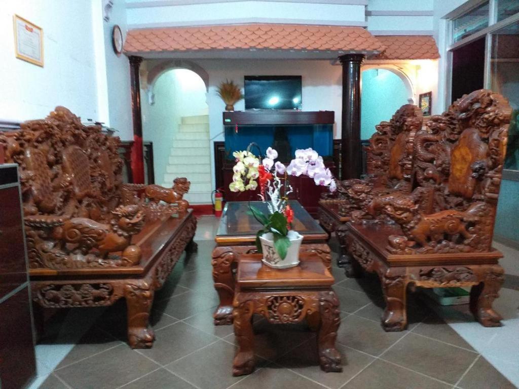 Nha Nghi Nguyen Anh Hotel Long Hai Exterior foto